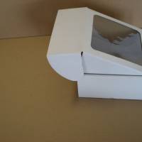 Dárková krabička s okénkem  bílá 150x150x70 mm